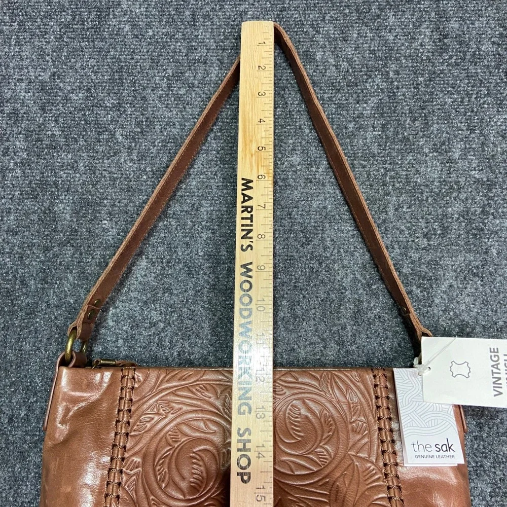 The Sak sak melrose